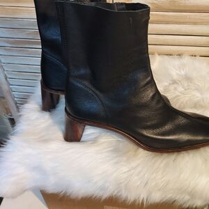 TOPSHOP BLACK LEATHER BOOTS